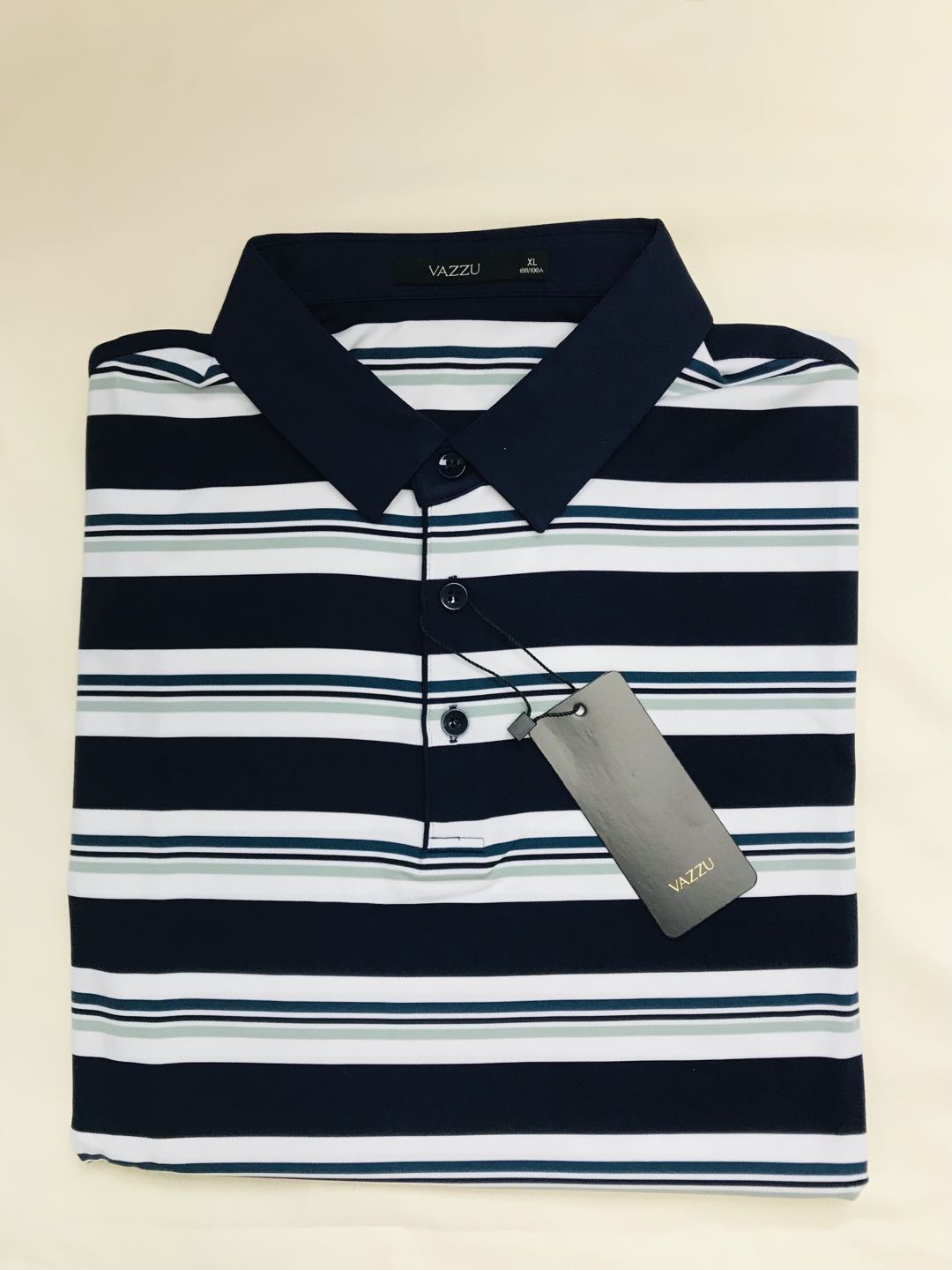 polo t-shirt